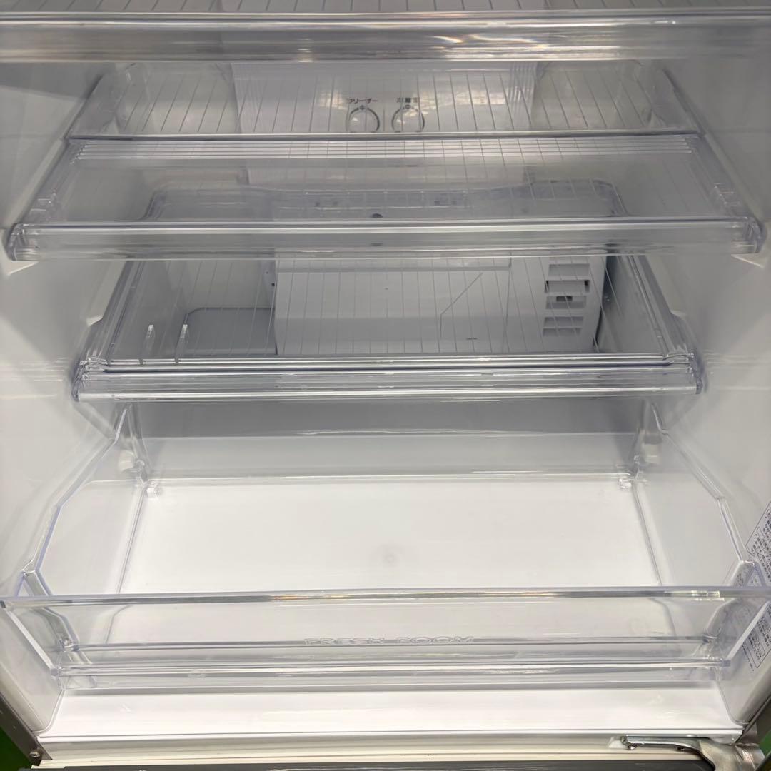 701 関東配送　半年保証　冷蔵庫　大型　一人暮らし　200L〜300L 極美品