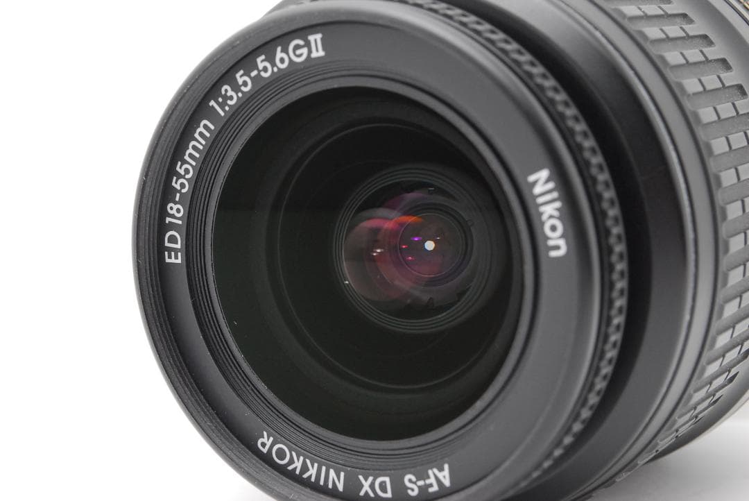 【ショット数１７０９枚　美品】Nikon D3200　スマホ転送　動画も撮れる