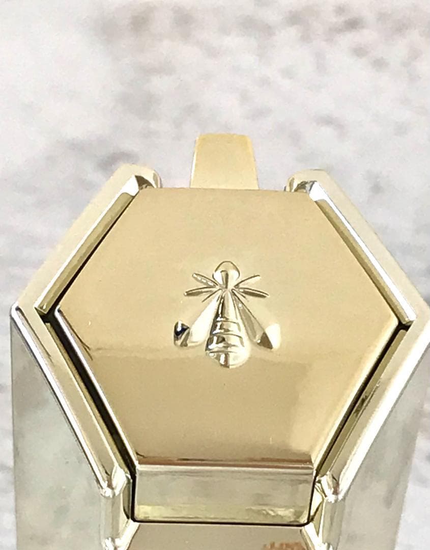 未使用 ゲラン アベイユ ロイヤル ビーグロウ 30ml　乳液