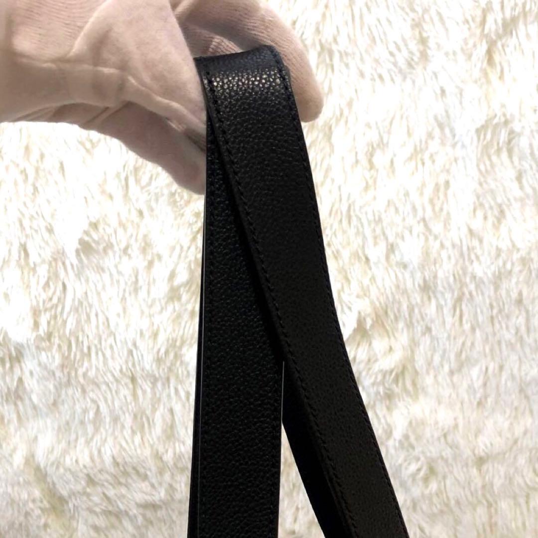 未使用級✨グッチ　レザー トートバッグ　ロゴ シェリーライン　ブラック メンズ