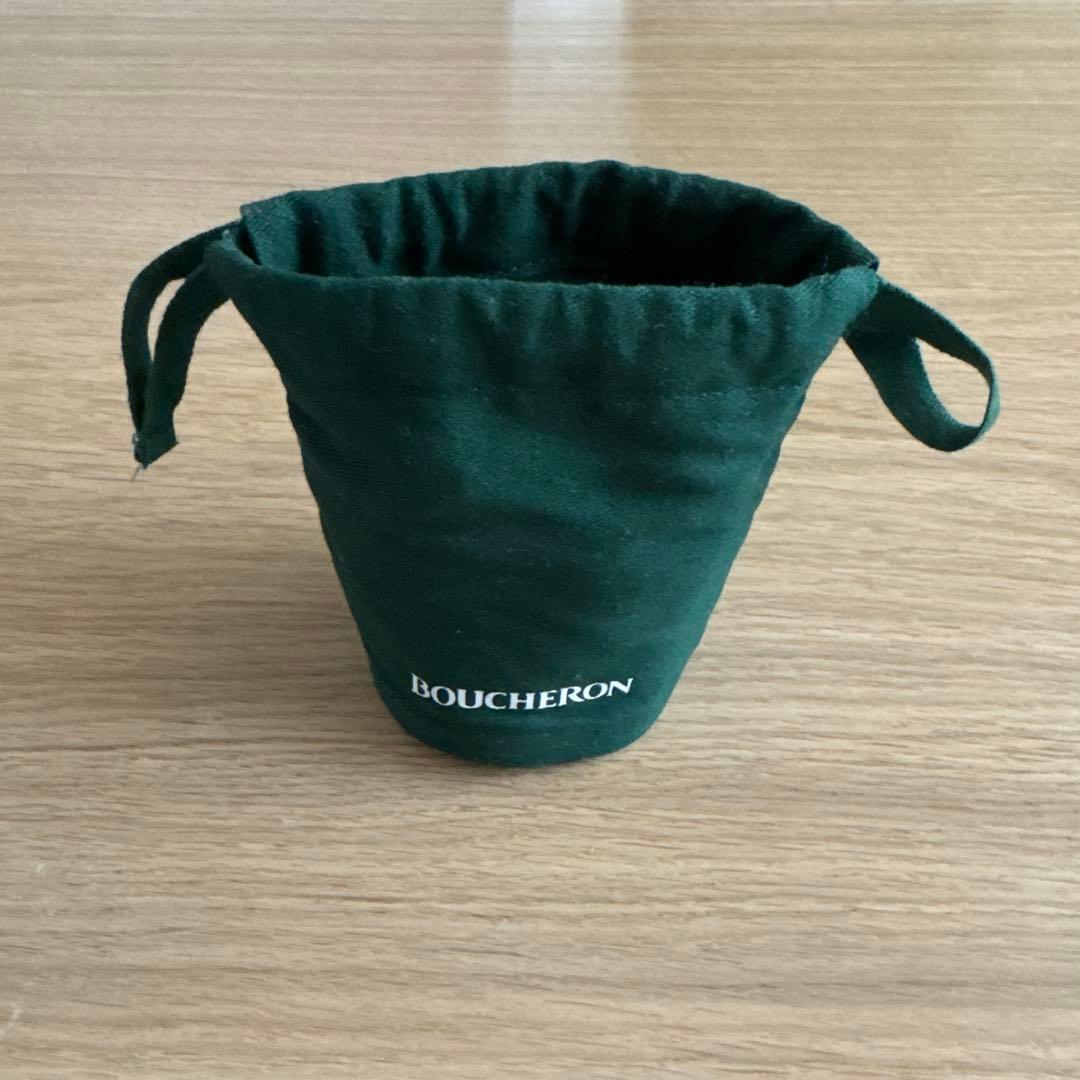 BOUCHERON アクセサリーシルバーケース、巾着（２個）、紙袋（2枚）セット