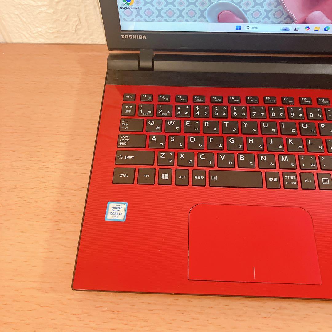 Windows11✨SSDで快適☘️カメラ付すぐ使える赤ノートパソコン