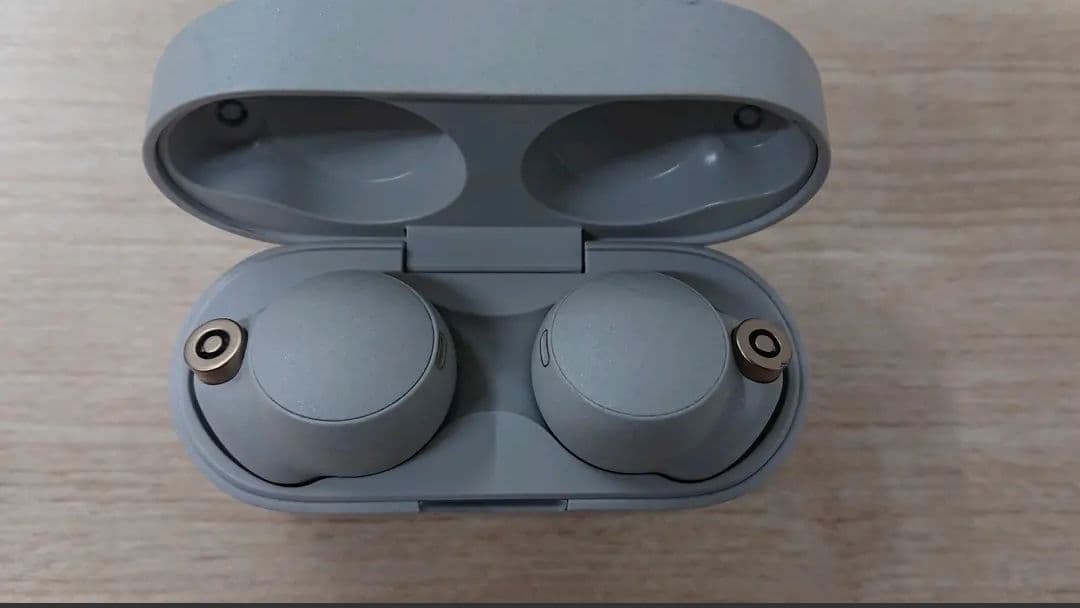 SONY ワイヤレスノイズキャンセリングステレオヘッドWF-1000XM4