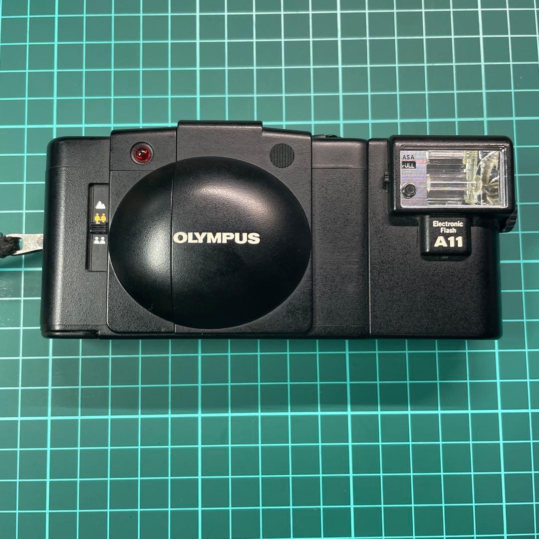 【外観美品】OLYMPUS XA-2 フィルムカメラ A11フラッシュ付き