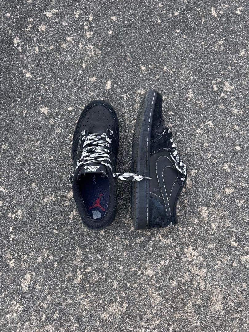 Travis Scott × Nike Air \