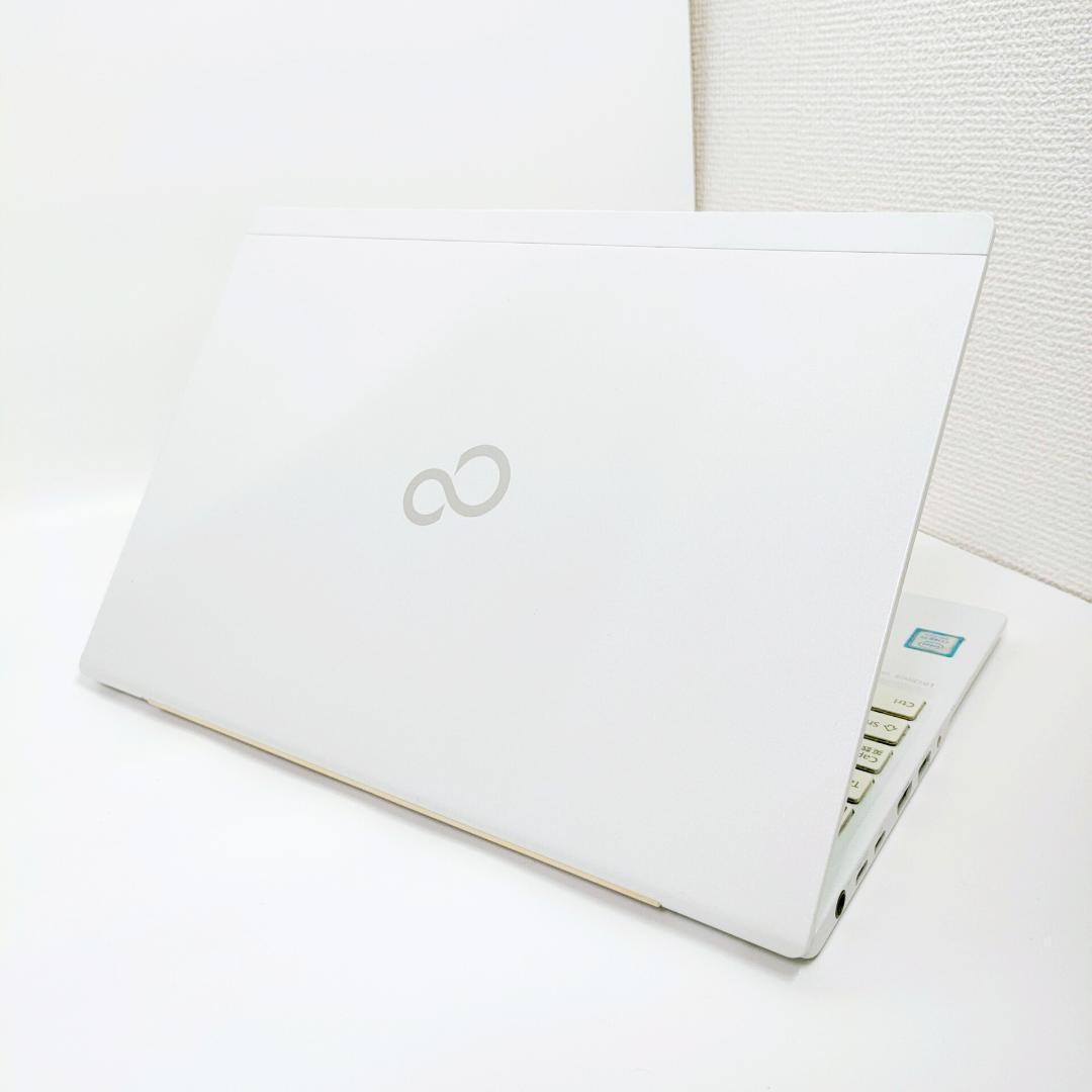 タッチパネル✨️第8世代i7/Windows11/小型ノートパソコン/オフィス