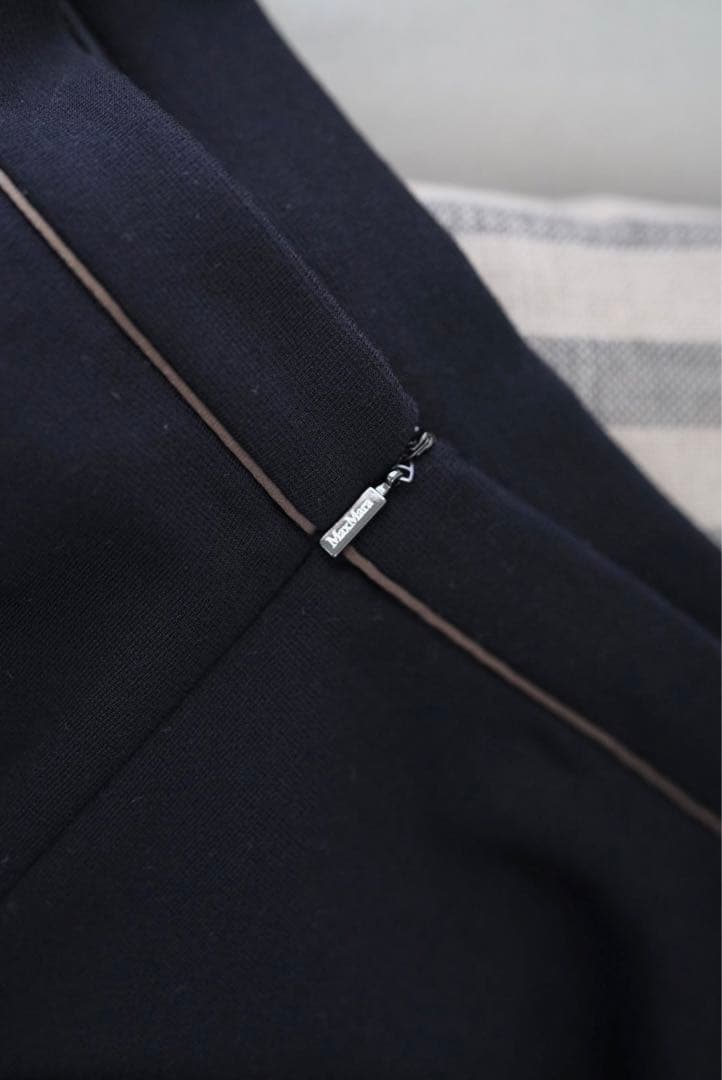 MAX MARA マックスマーラ 白タグ ミディフレア スカート