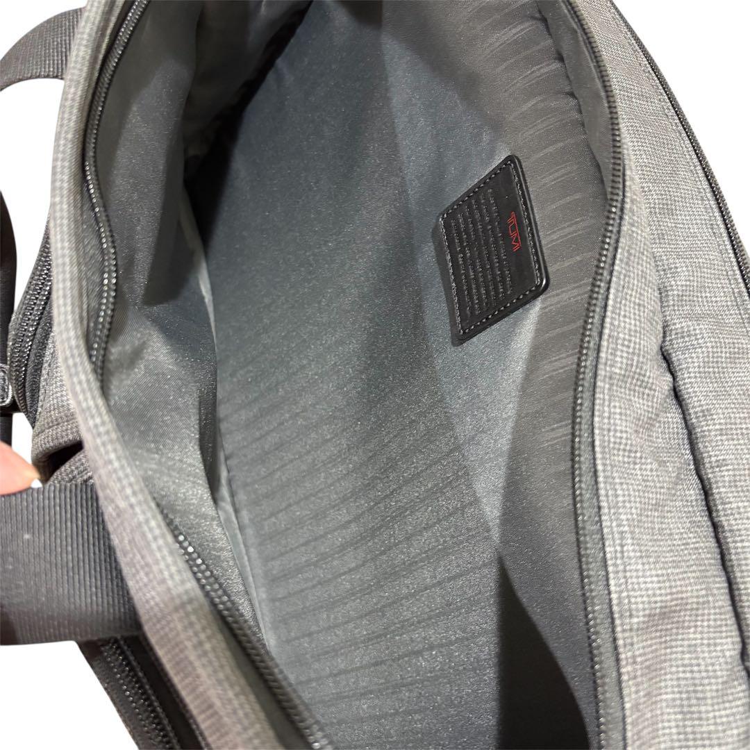 【美品】TUMI 3wayビジネスバッグ　263180HGY4 2層　A4可
