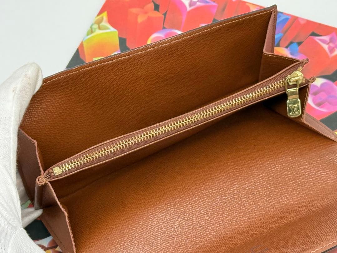 良品！LOUIS VUITTONルイヴィトン　カード入れ付き二つ折り長財布