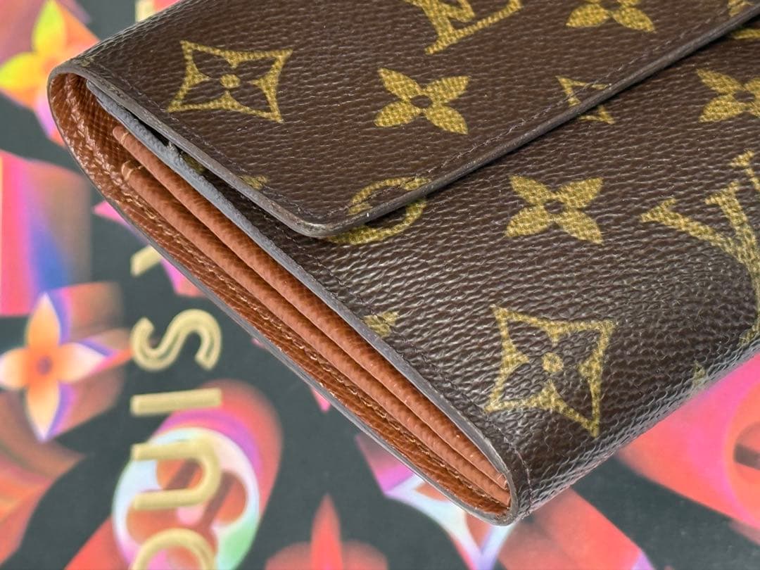 良品！LOUIS VUITTONルイヴィトン　カード入れ付き二つ折り長財布