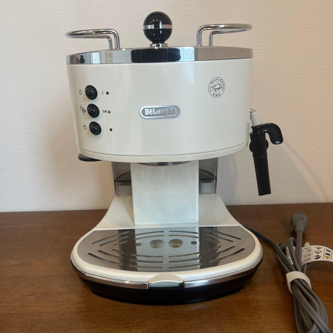 De’Longhi デロンギ EC0310W エスプレッソマシン ホワイト