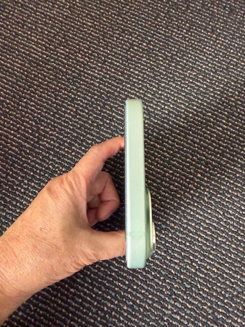 Apple iPhone 15 plus 256gb本体 グリーン