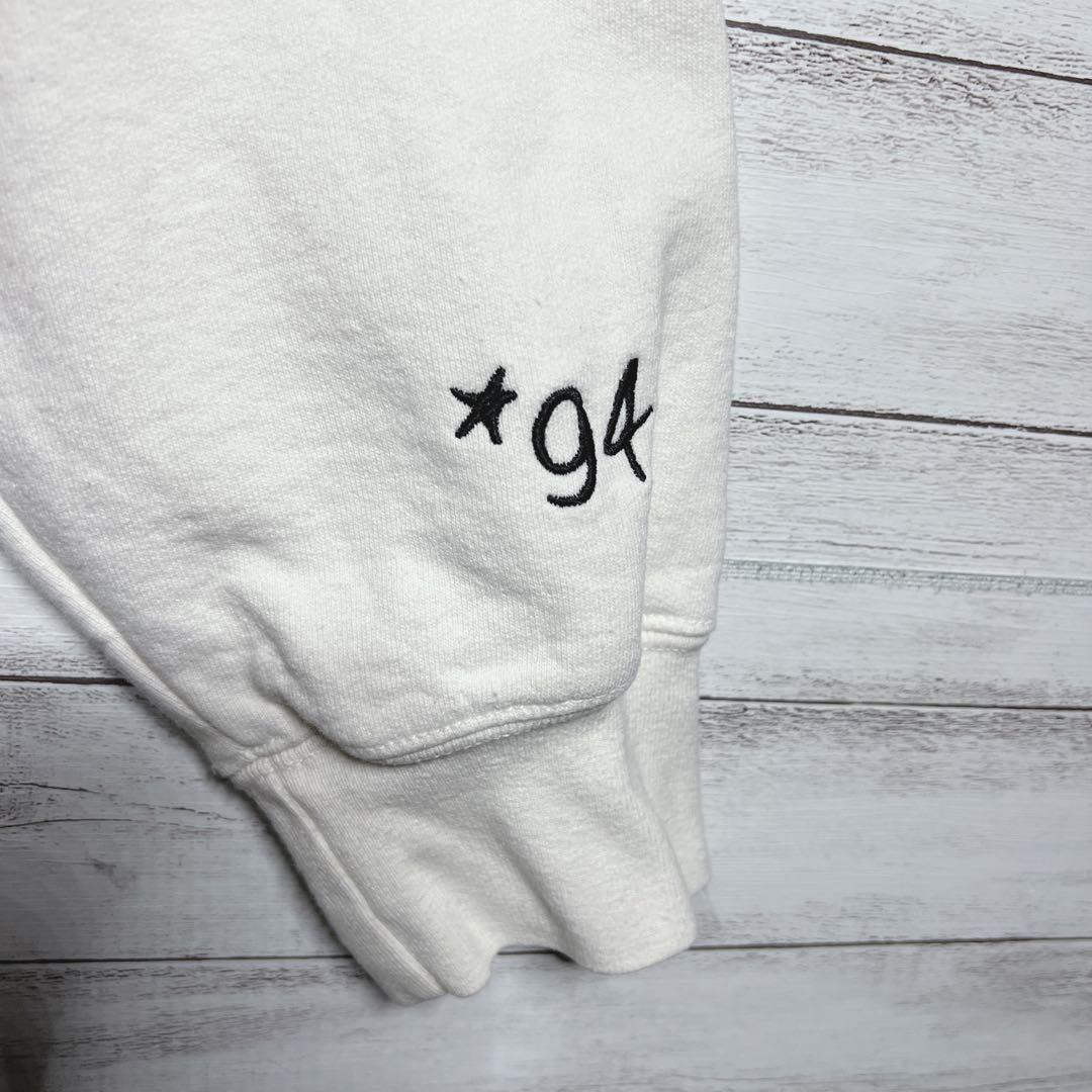 【入手困難!!】シュプリーム ✈︎カナダ製 刺繍 トレーナー 肉厚 裏起毛