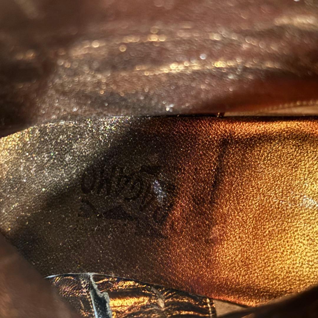 【極美品】サルヴァトーレフェラガモ レザーショートブーツ サイドジップ 24cm