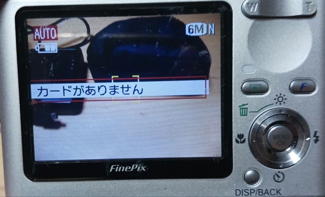 FUJIFILM FinePix　F10 コンパクトデジタルカメラ