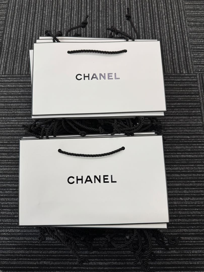 CHANEL シャネル ショッパー 紙袋 中サイズ　200枚