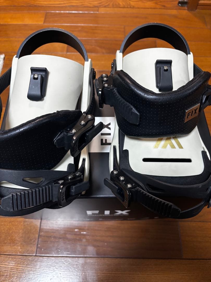 スノーボード FIX BINDING Yale