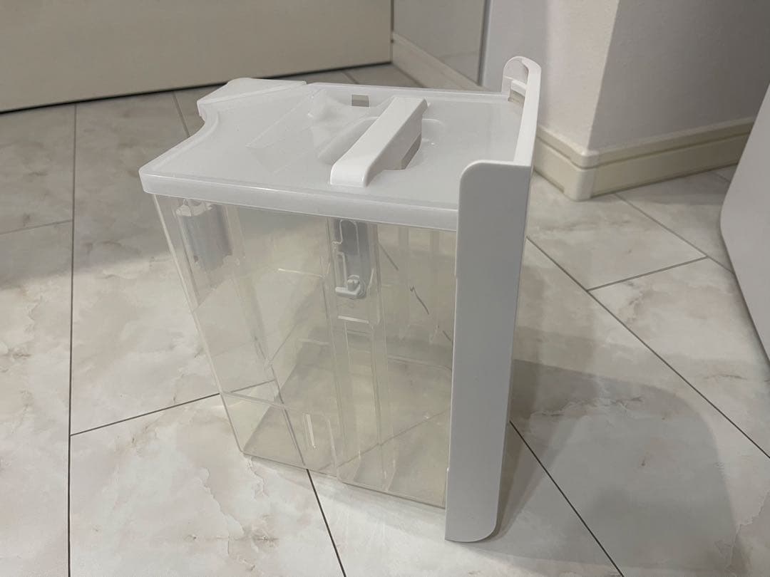 SHARP 衣類乾燥除湿機　CV-R180-W 2025年製