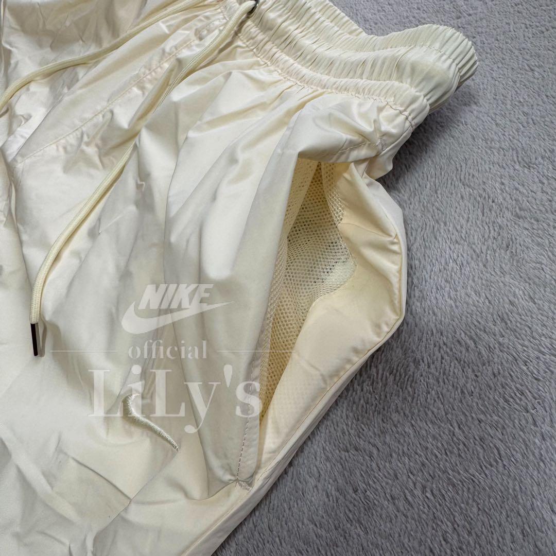 【Ｌサイズ】NIKE上下セットアップ　オフホワイト　ウーブン　ビッグスウォッシュ