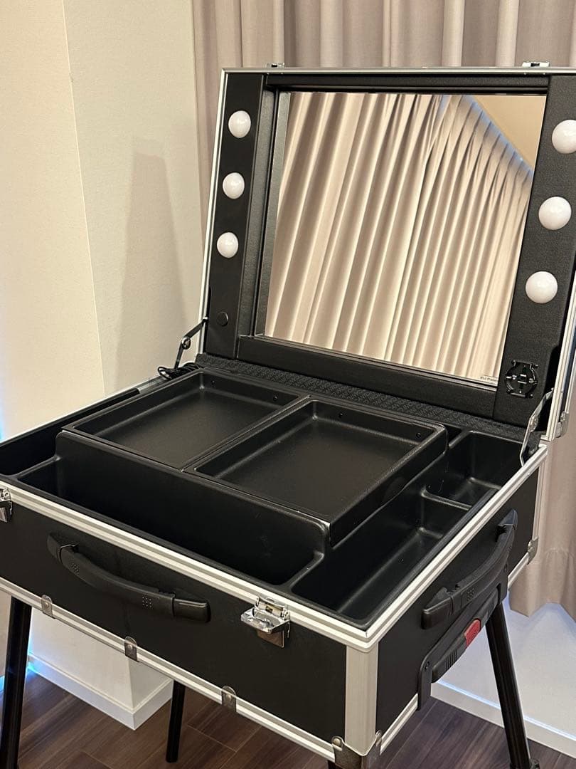 VT101 LED ドレッサー