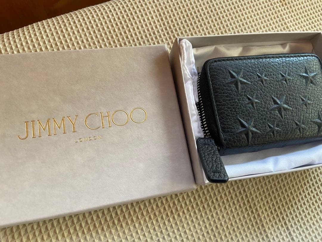 ジミーチュウ　ケース　小銭入れ　スターモチーフ　エンボスレザー