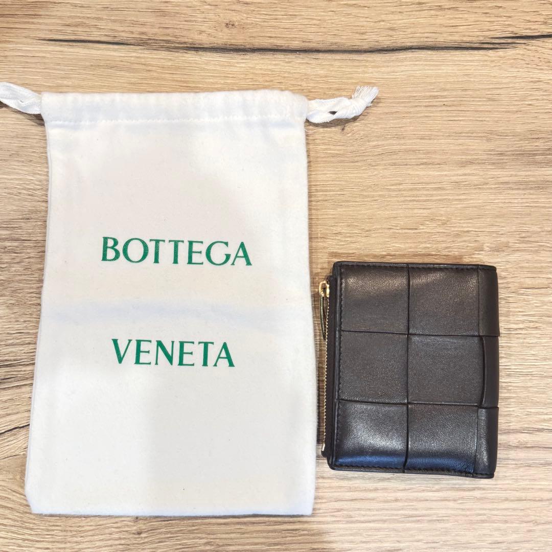 ボッテガヴェネタ　カセット スモール 二つ折りウォレット
