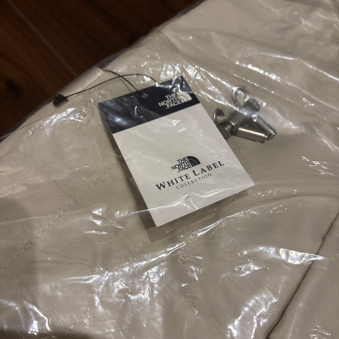 【入手困難】韓国限定　ザ・ノースフェイス ボニーパック M クリーム