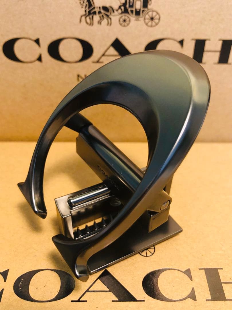 年末セール　COACHコーチ新品正規品リバーシブルレザーベルト回転バックル