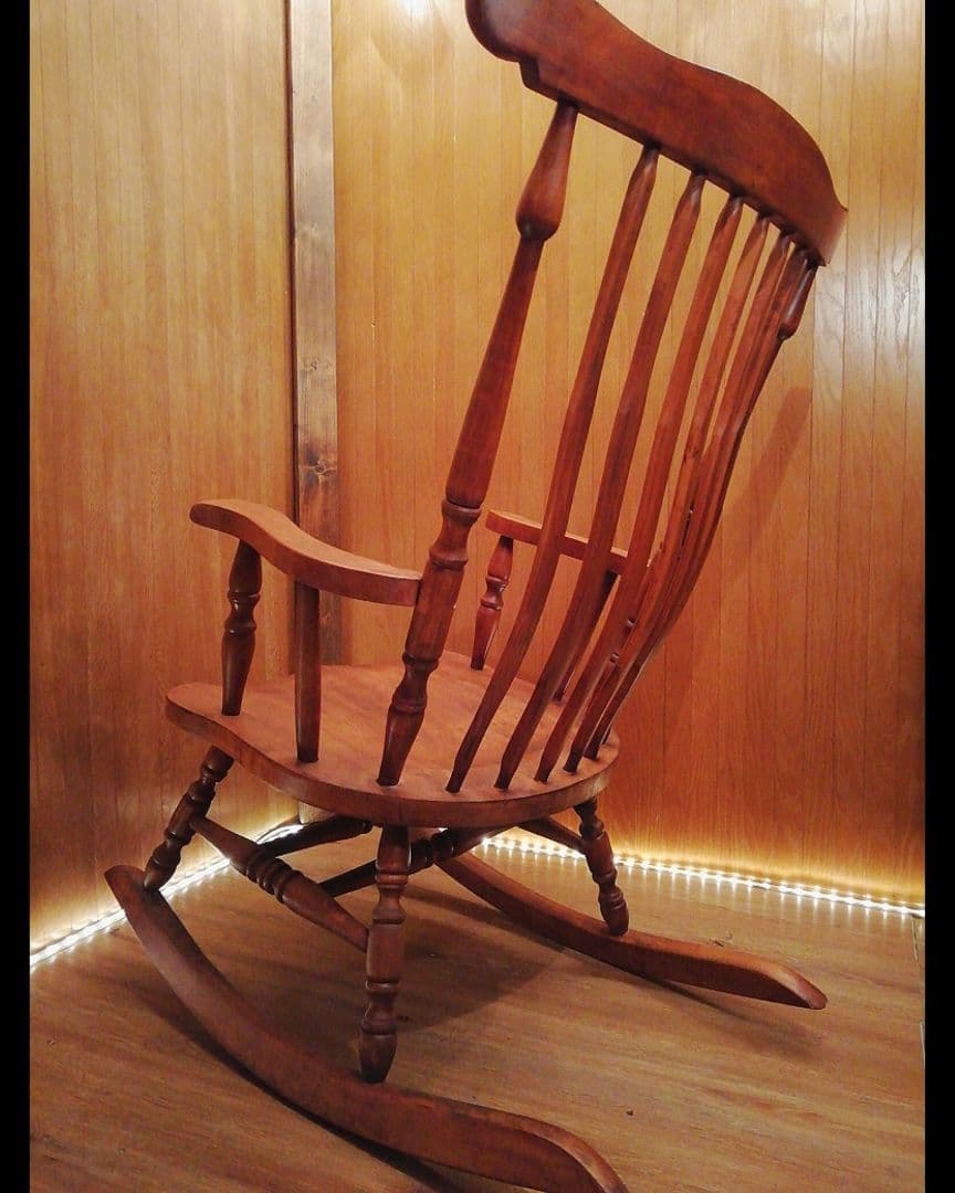 米国アンティーク　ロッキングチェア　大きめ　無垢材　アメリカ