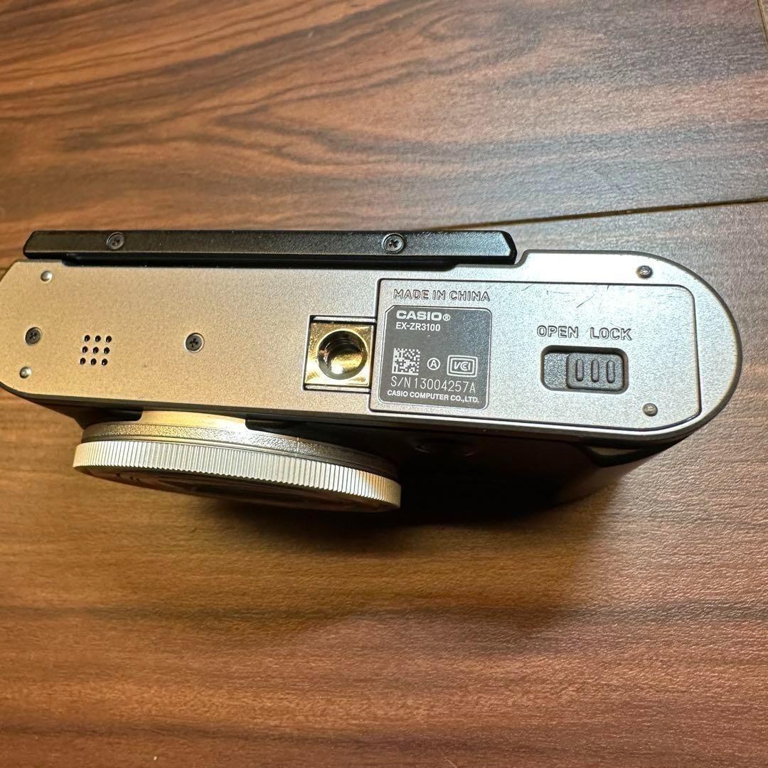 CASIO EXILIM EX-ZR3100 デジカメ 2766