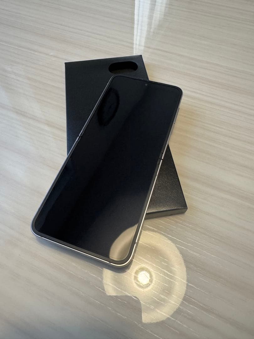 スマートフォン本体 Galaxy Z Flip6 256GB