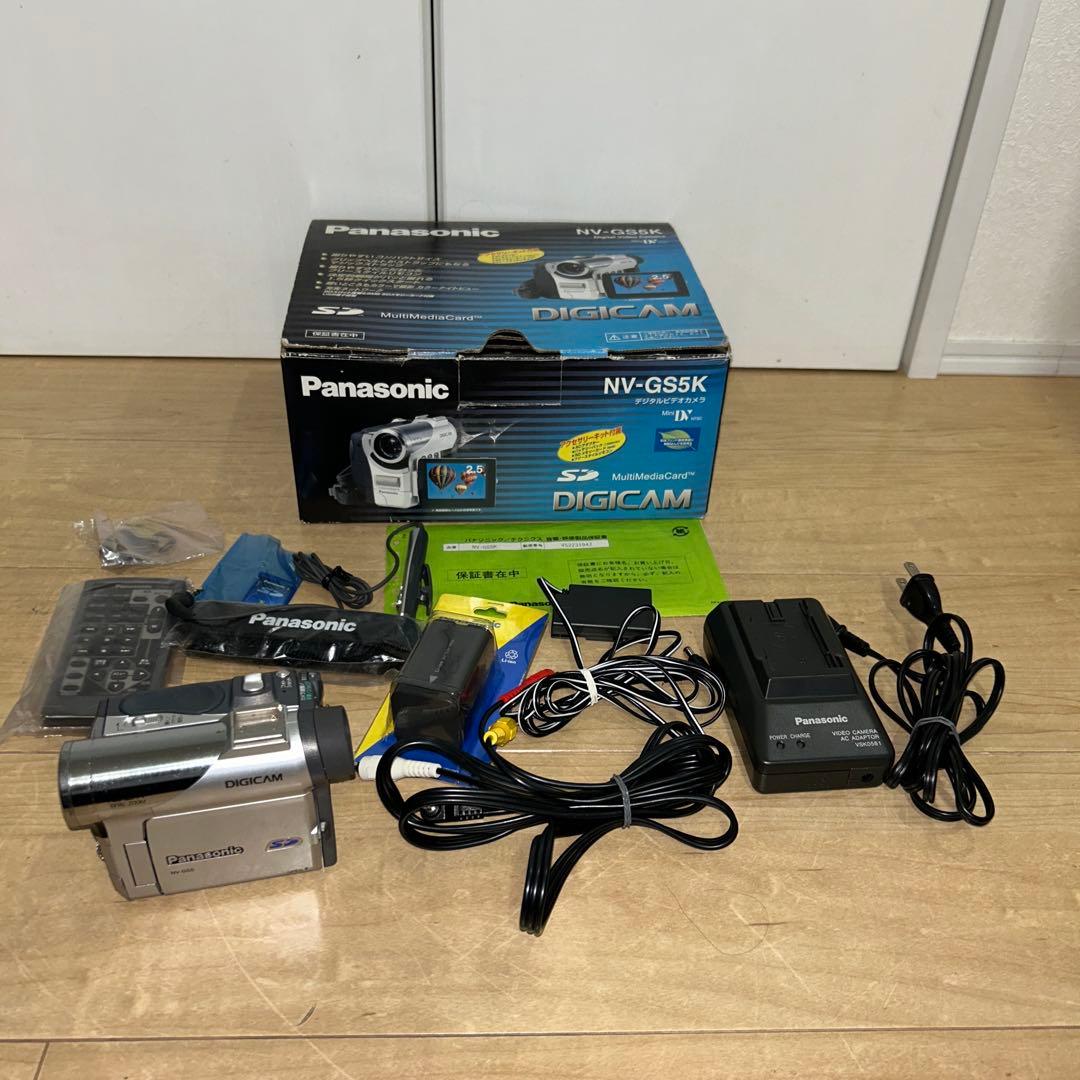 《再生・録画可動品・付属品多数》パナソニックビデオカメラ　NV-GS5K