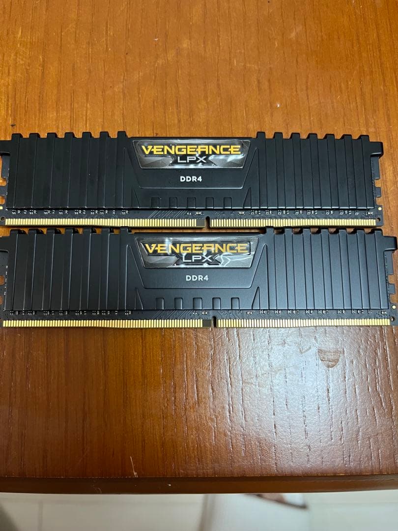メモリー Vengeance LPX DDR4 32GB(2X16GB)3200MHz