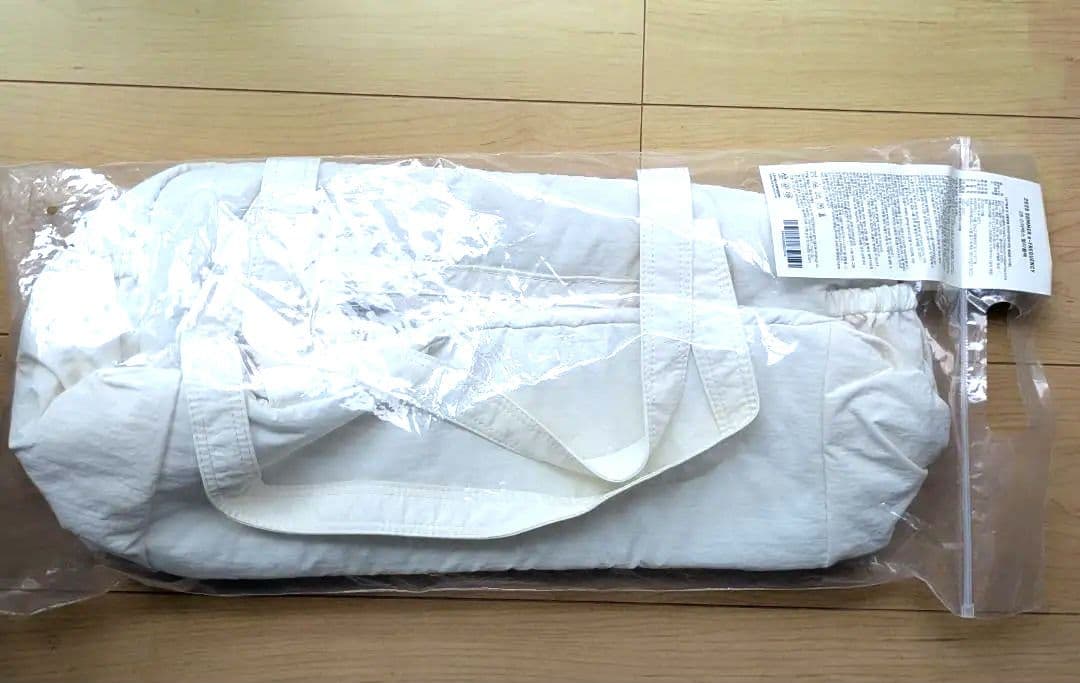 ★新品未使用◆韓国スターバックス×ラコステ◆コラボバッグ◆アイボリー