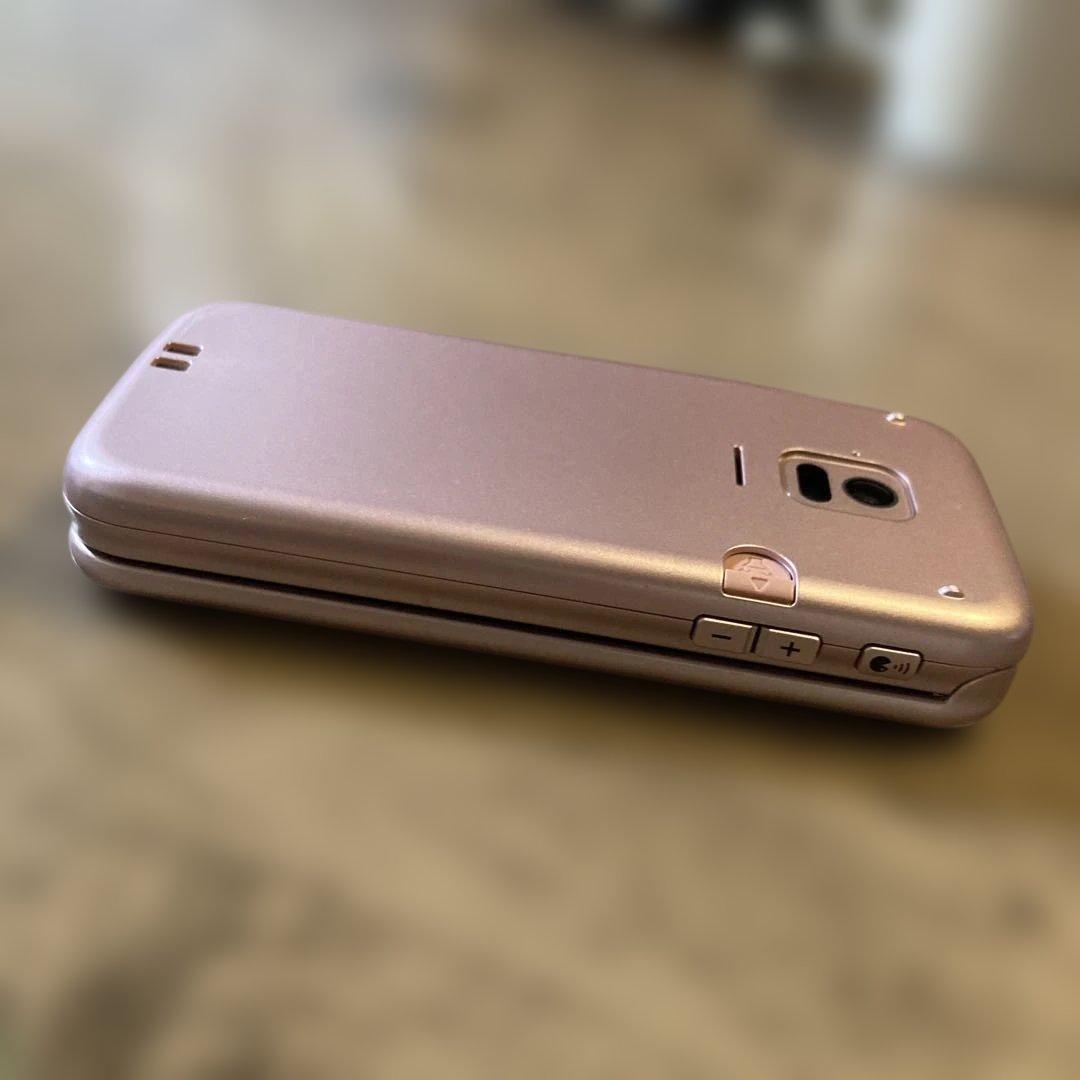 らくらくホン F-01M ドコモ ピンク