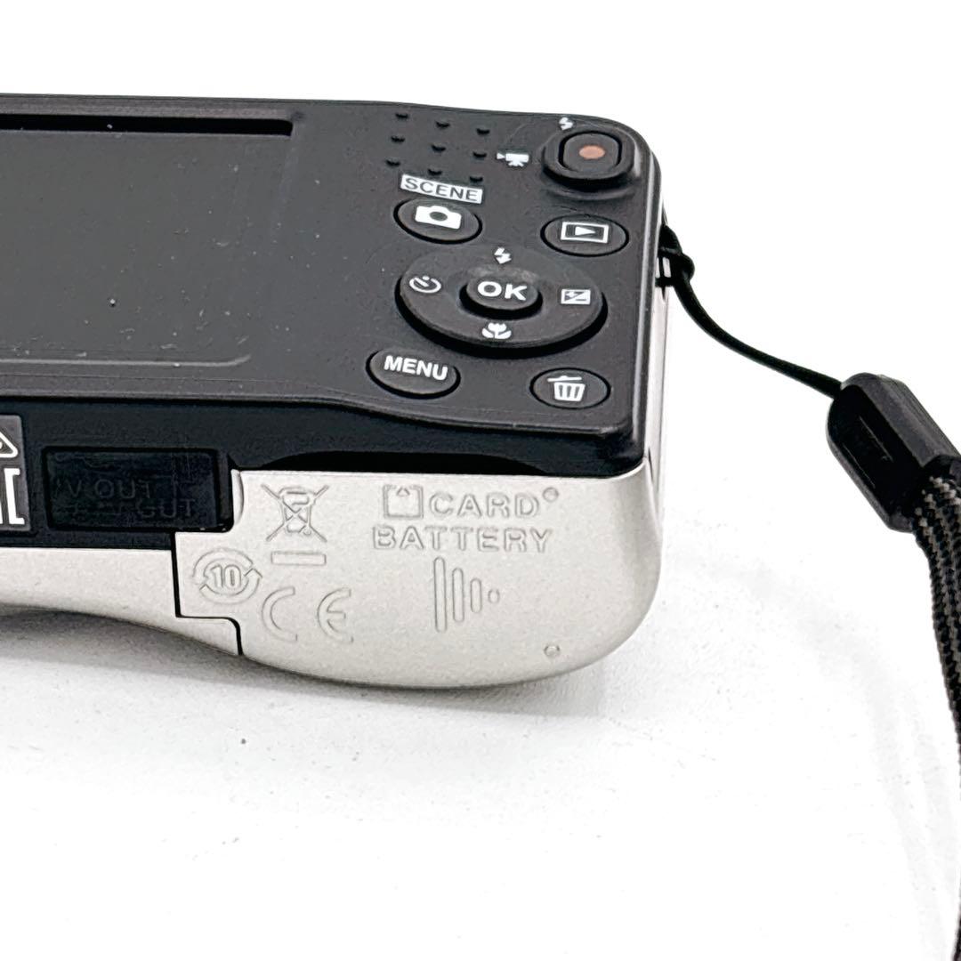 Nikon COOLPIX A10 シルバー 動作確認済 ストラップ付 単三式