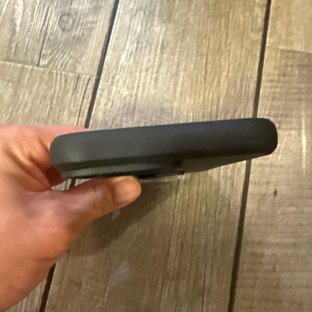 Prada iPhone 16 Pro Max ケース