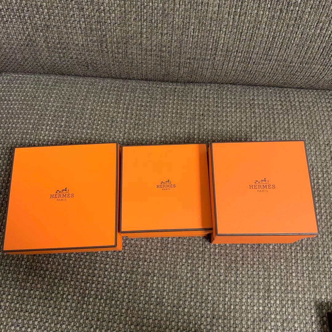 正規品　美品エルメス　アクセサリーネックレスなど　空箱ケース3セット