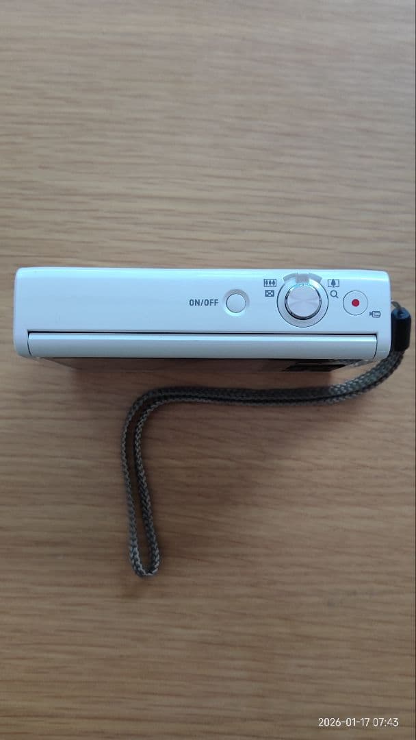 CASIO EX-ZR70 　　　　　　　　　　　　　　　　　SDカード2枚付き