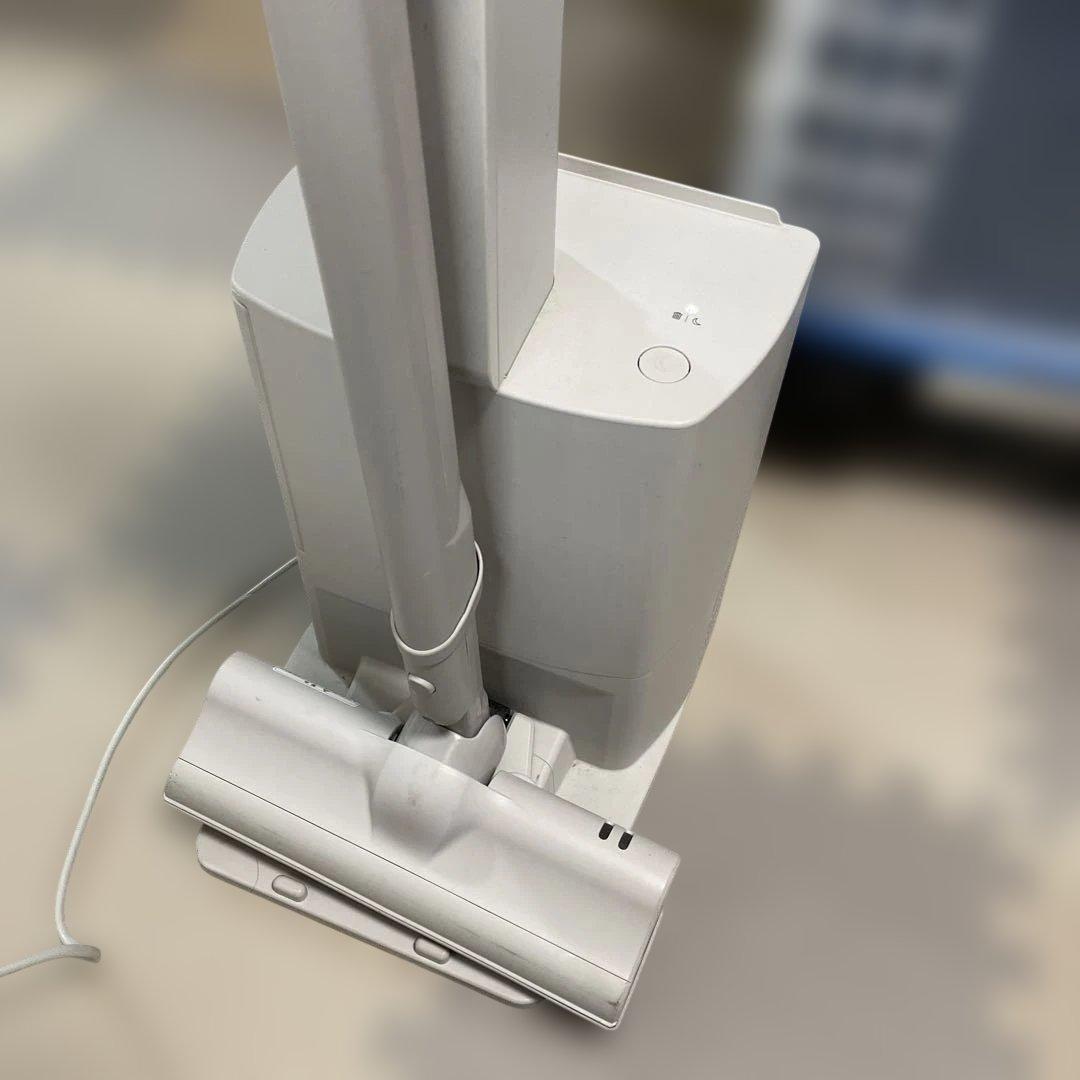 2024年製 東芝 コードレス掃除機 VC-SL130DS 紙パック式