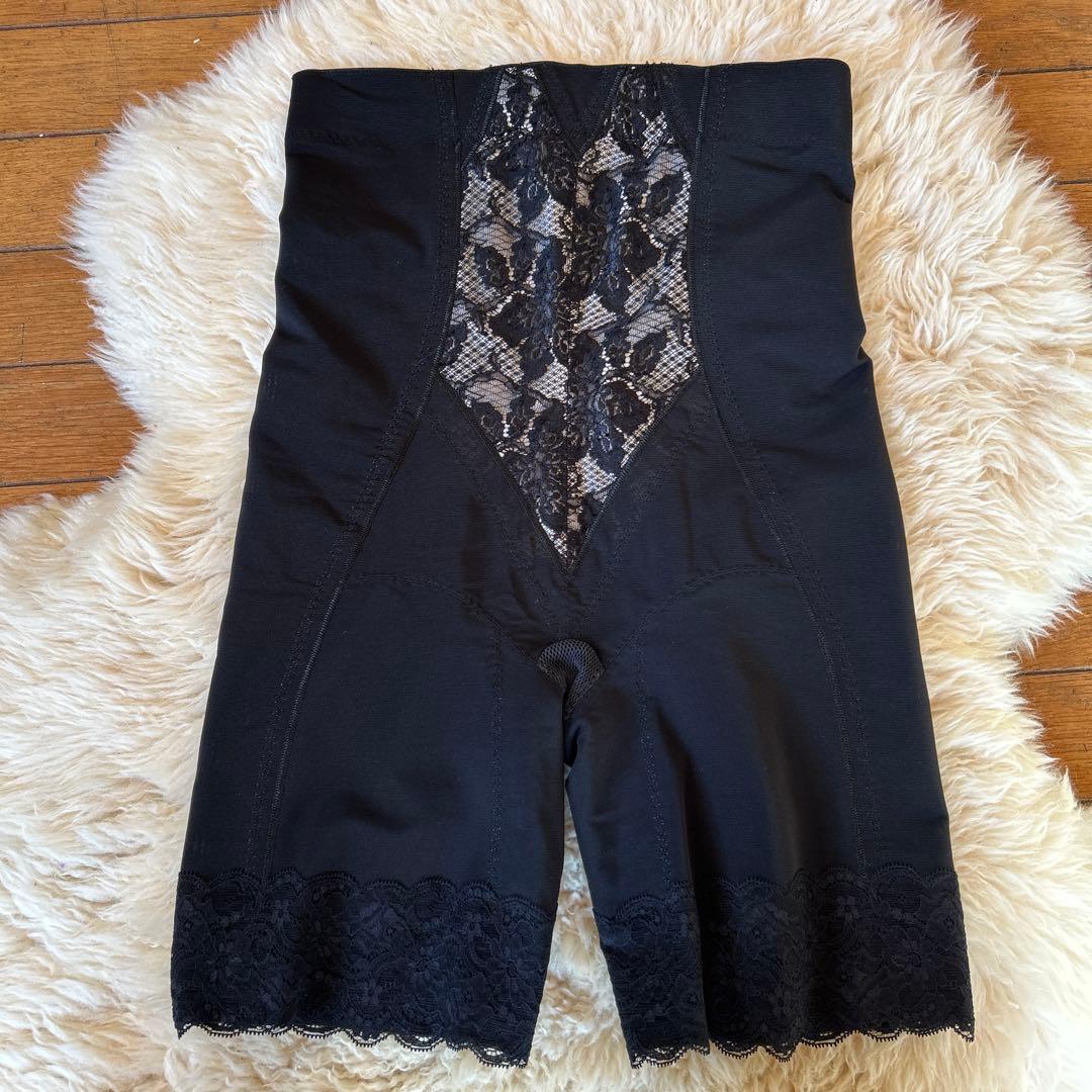 【未使用品】グラントイーワンズ ハイウェストガードル 82