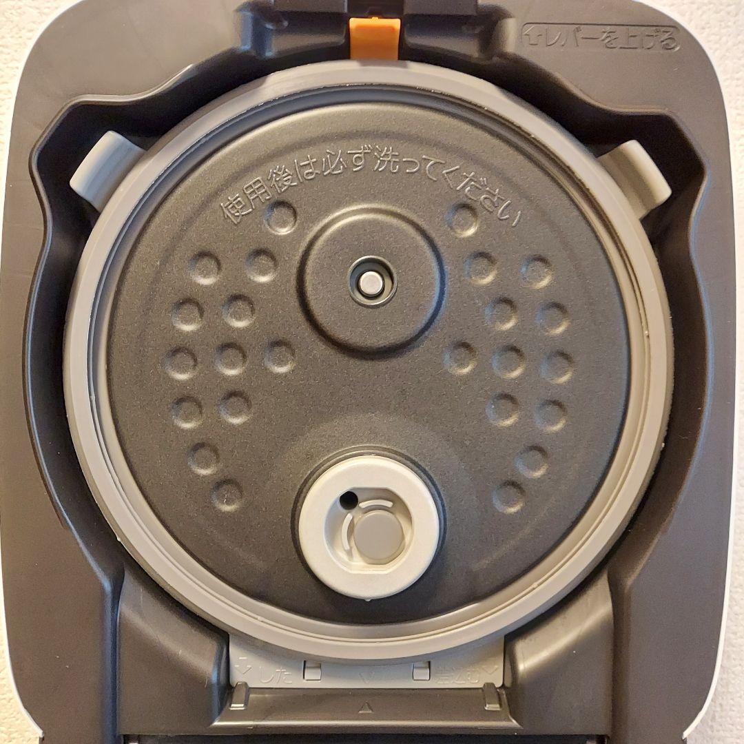 MITSUBISHI NJ-SV06R-W 炊飯器 0.63L 三菱電機 炭炊釜