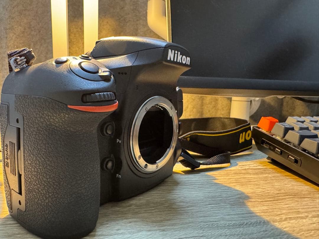 美品　極少813ショット Nikon D810 本体　付属品リコモン付き