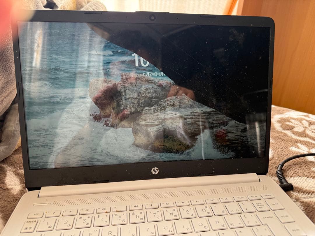 HP Ryzen 5 5625U ノートPC 液晶モニター割れ