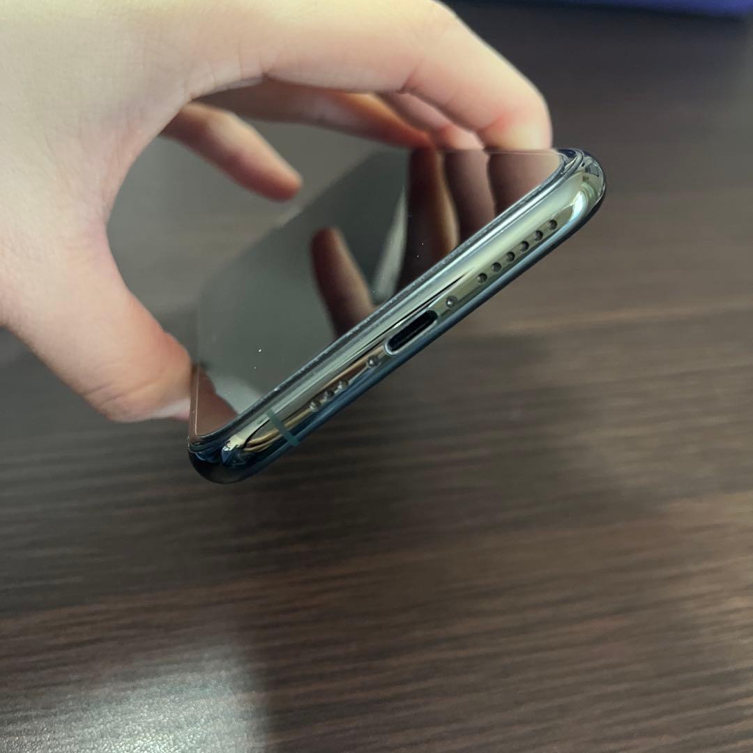 出品1/31迄❣️iPhone11pro ミッドナイトグリーン 256GB 本体