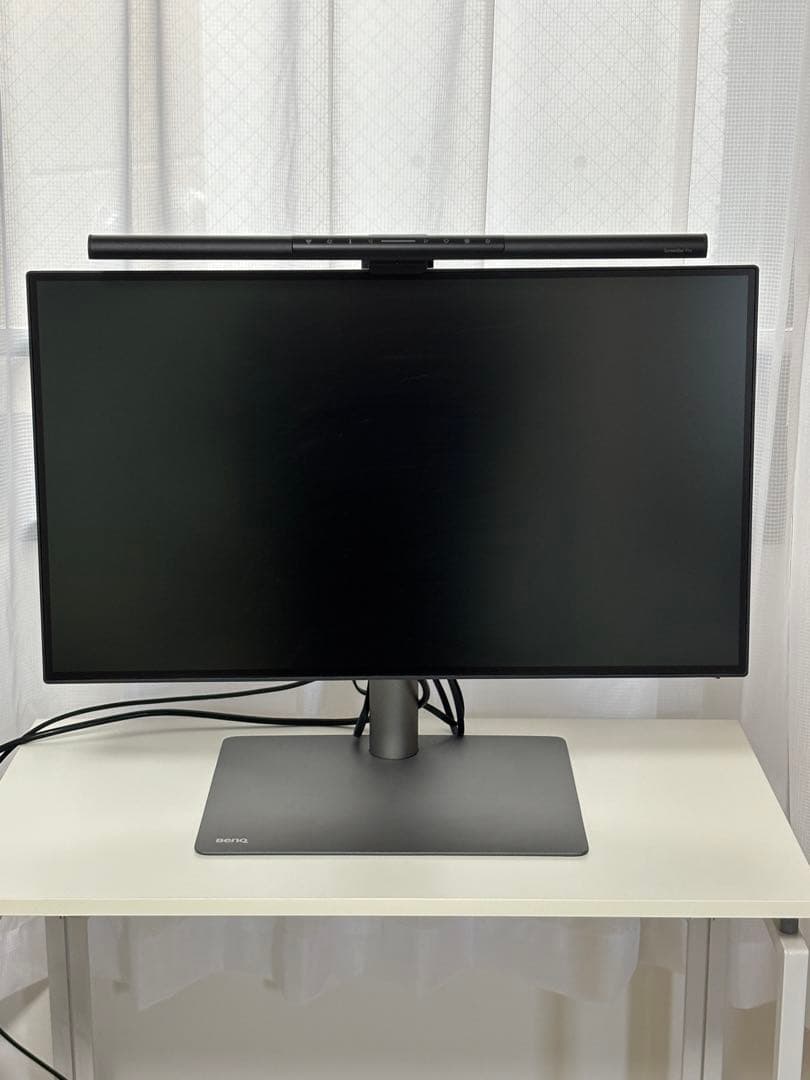 BenQ 27型4Kモニター本体+モニターライト【美品】