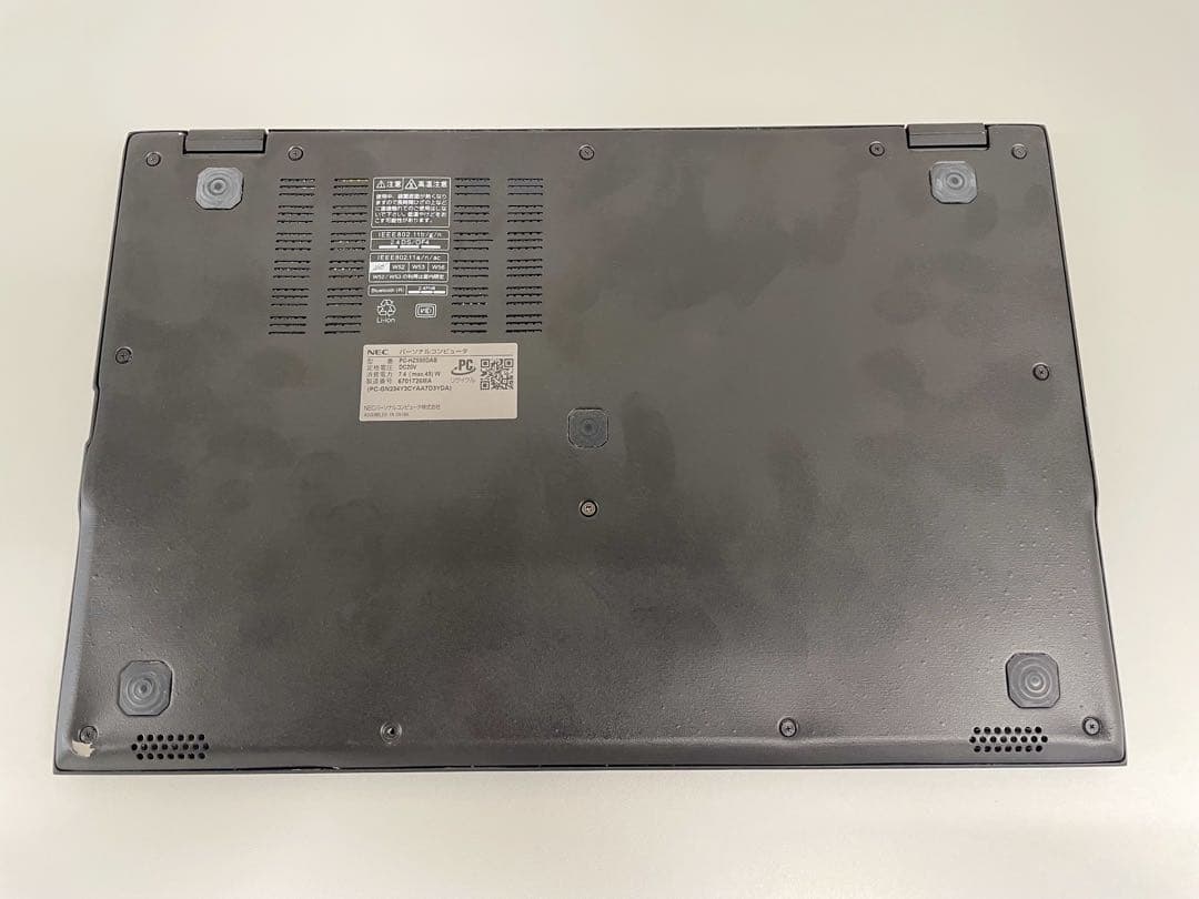 綺麗なシャープ製2K画面/i5/4G/128G/Win11/Office24