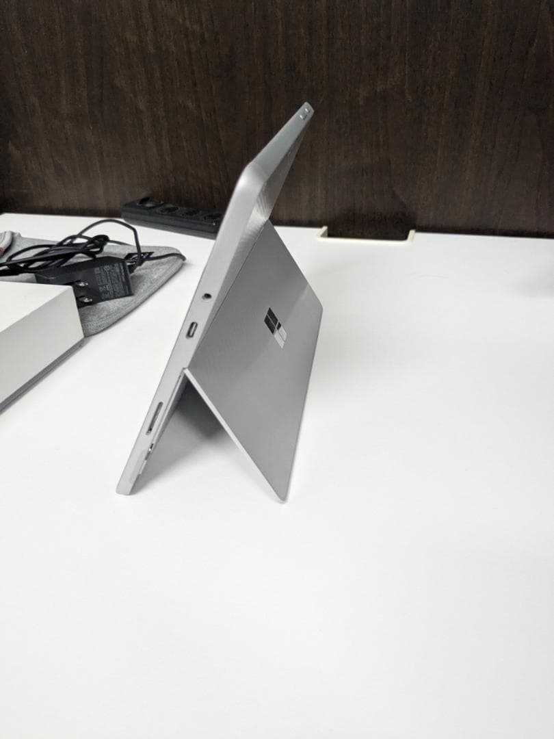 Surface Go2 core m3 WPSオフィス付 ほぼ未使用