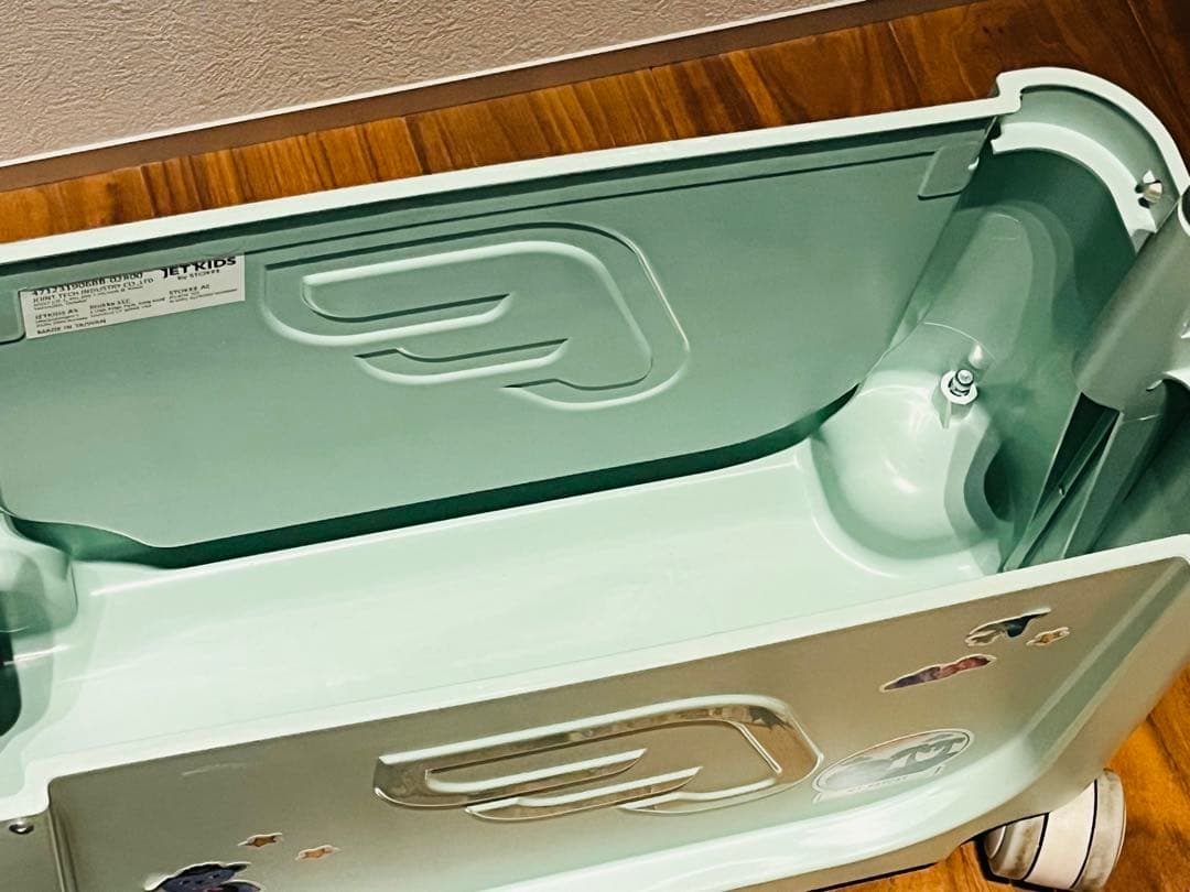 ジェットキッズ　ミントグリーン　STOKKE