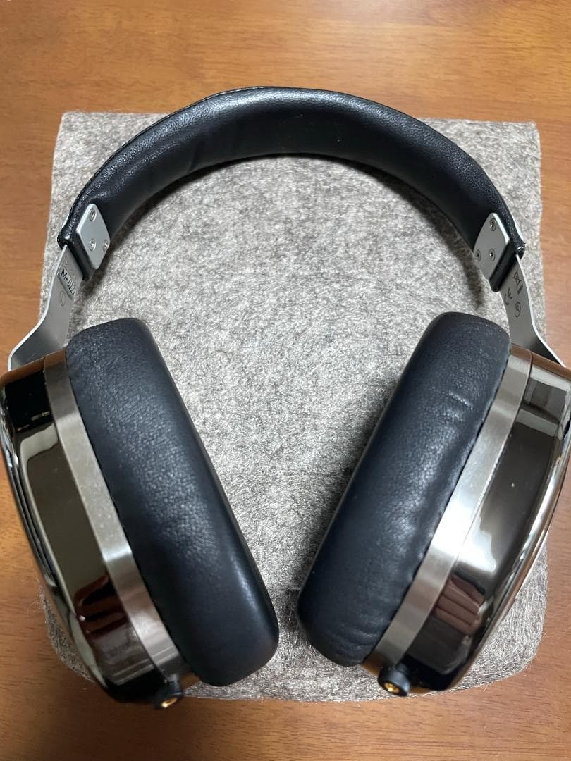 ULTRASONE Edition M Plus 有線ヘッドホン スタンド付き